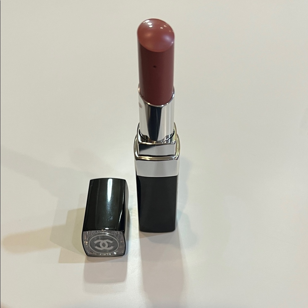 CHANEL Rouge Coco Lipstick - Sophisticated Mauve